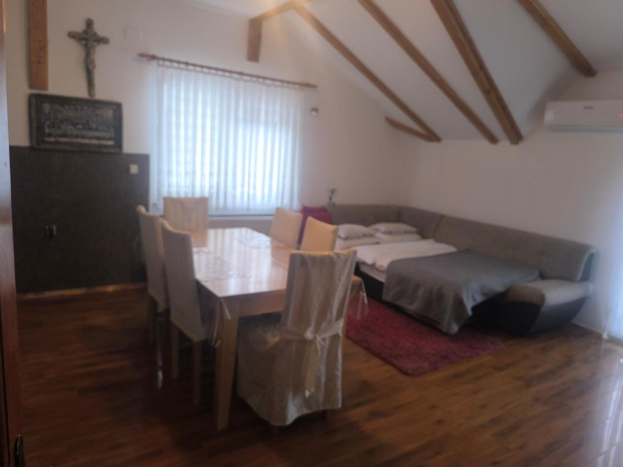 Apartman Lara クラピナ エクステリア 写真